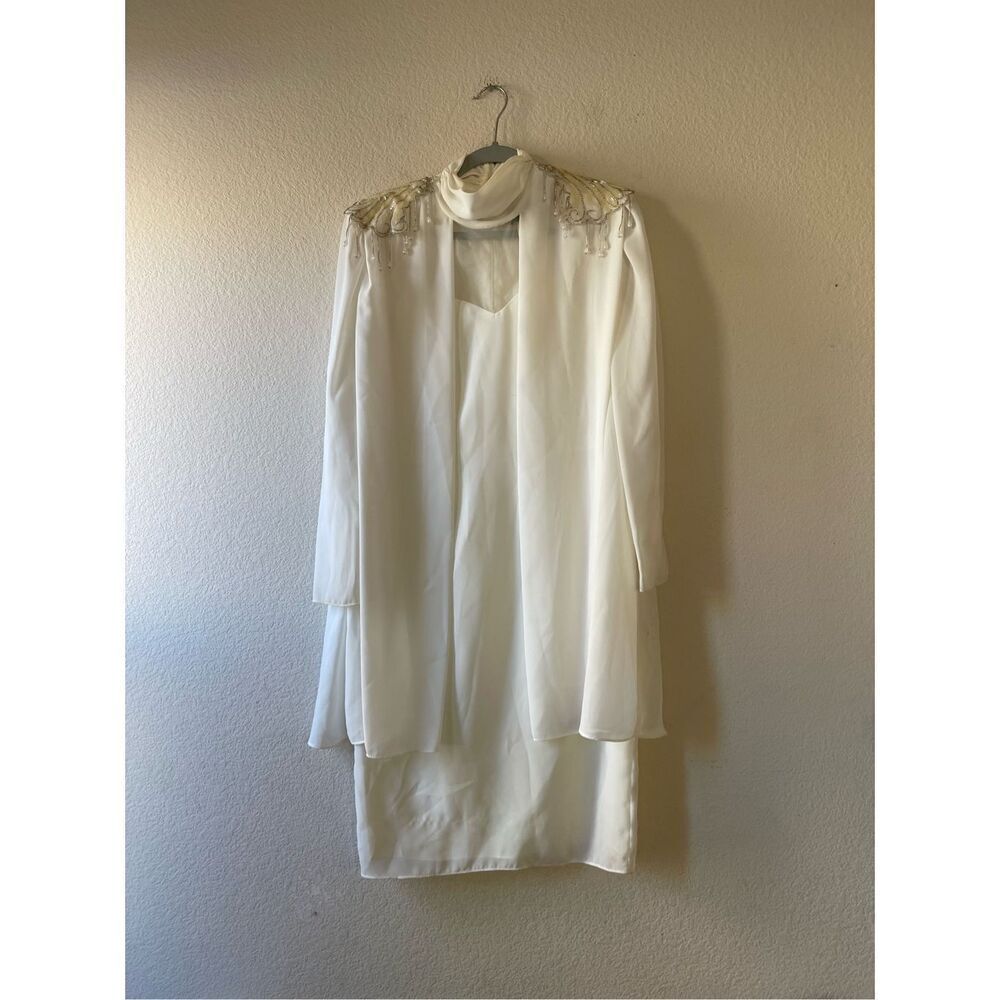 Vintage‎ embellished mini party dress size medium with long sleeves